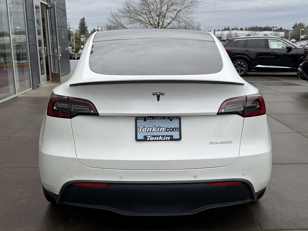 Used 2022 Tesla Model Y Performance image 6