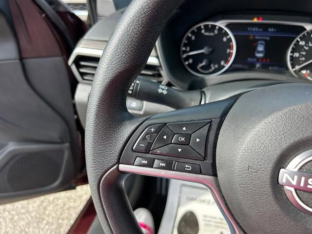 Used 2023 Nissan Altima 2.5 SV FWD image 22