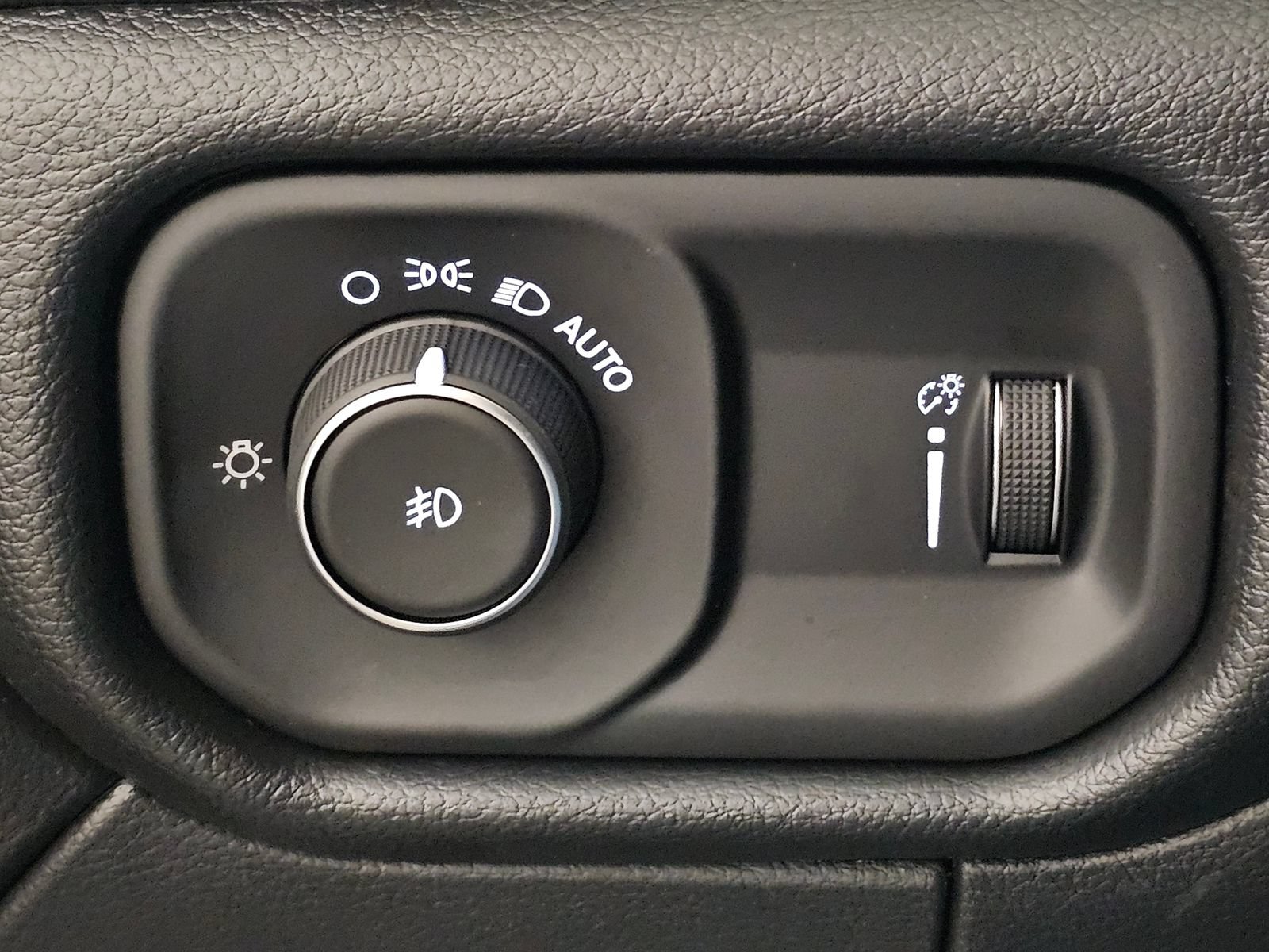 New 2026 RAM 5500 Tradesman AWD/4WD image 16