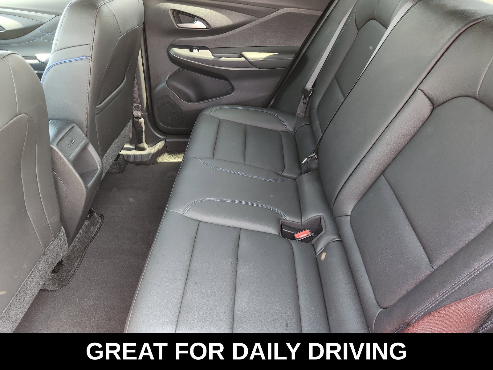 Certified 2024 Buick Envista Sport Touring w/ Convenience I Package FWD image 35