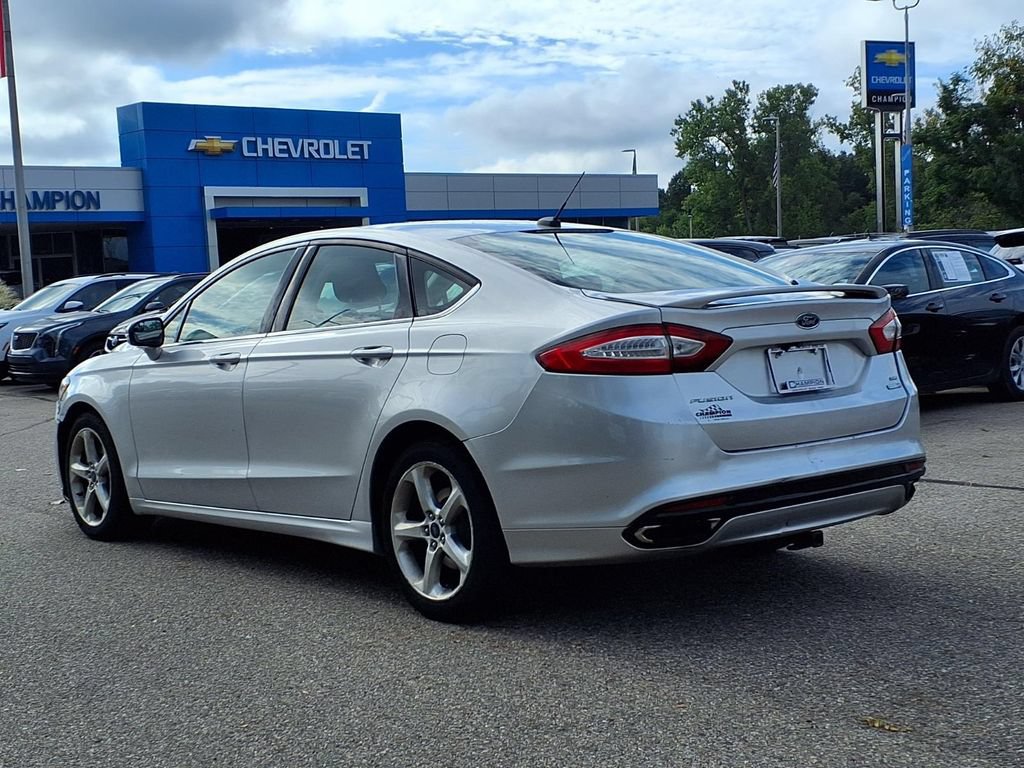 Used 2016 Ford Fusion SE w/ Equipment Group 201A AWD/4WD image 6