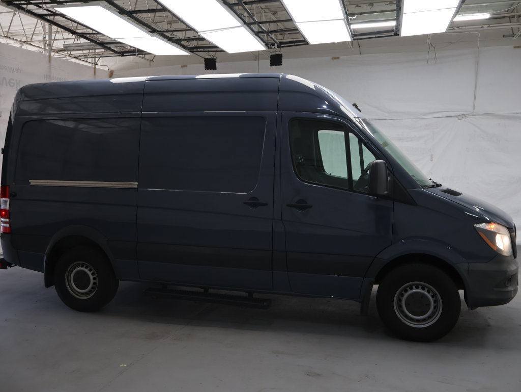 Used 2018 Mercedes-Benz Sprinter 2500 image 8
