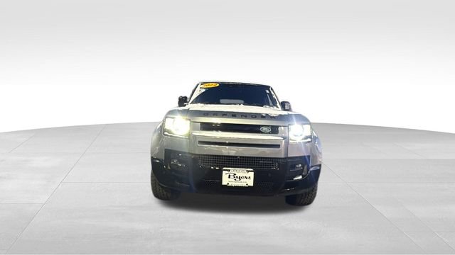 Used 2022 Land Rover Defender 110 X-Dynamic SE image 6