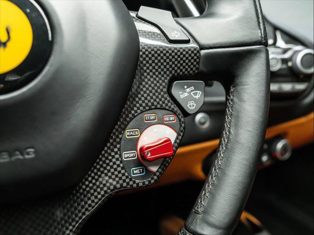 Used 2016 Ferrari 488 GTB RWD image 21