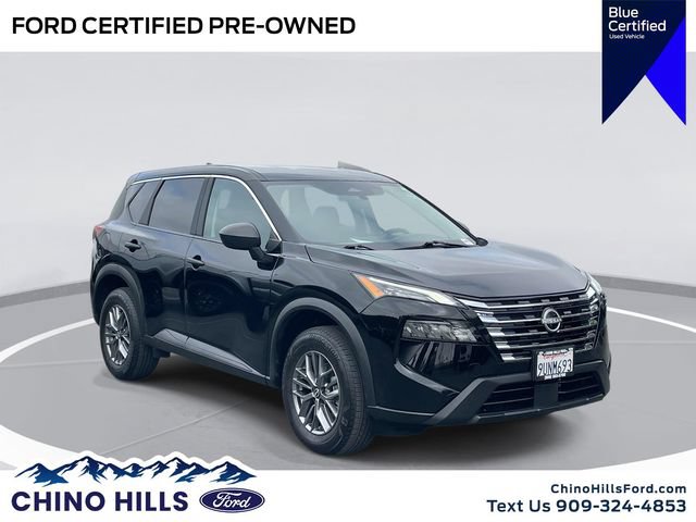 Used 2025 Nissan Rogue S FWD image 1