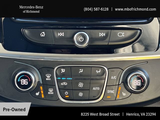 Used 2020 Chevrolet Traverse LT w/ LT Premium Package image 19