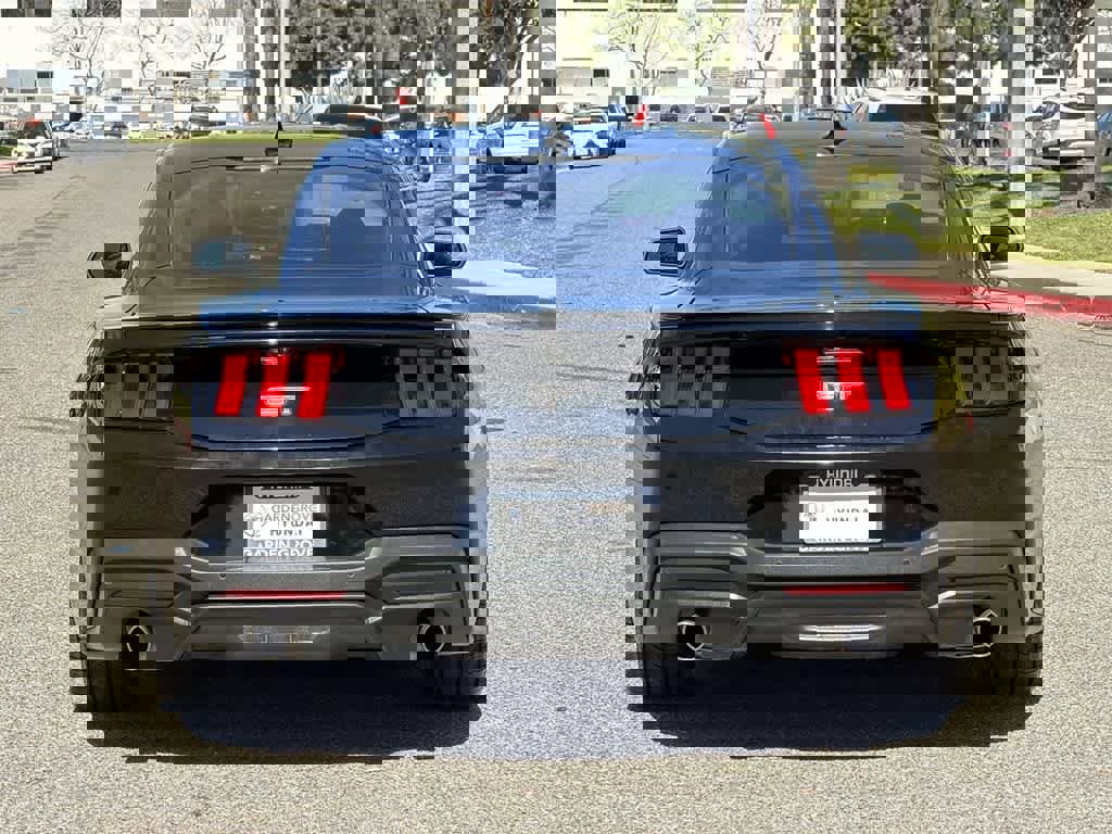 Used 2025 Ford Mustang GT image 5