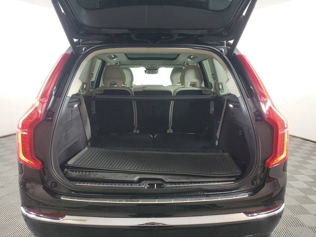 Certified 2024 Volvo XC90 T8 Plus w/ Protection Package image 12