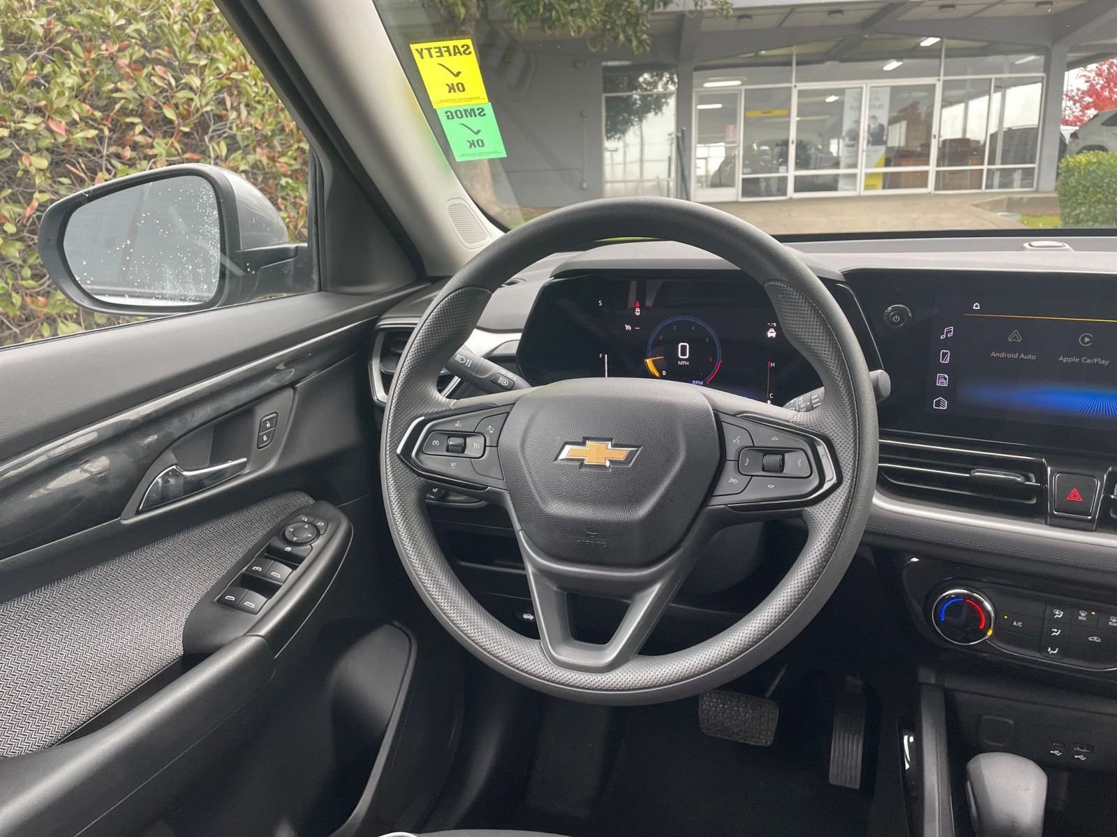 Used 2025 Chevrolet TrailBlazer LT image 32