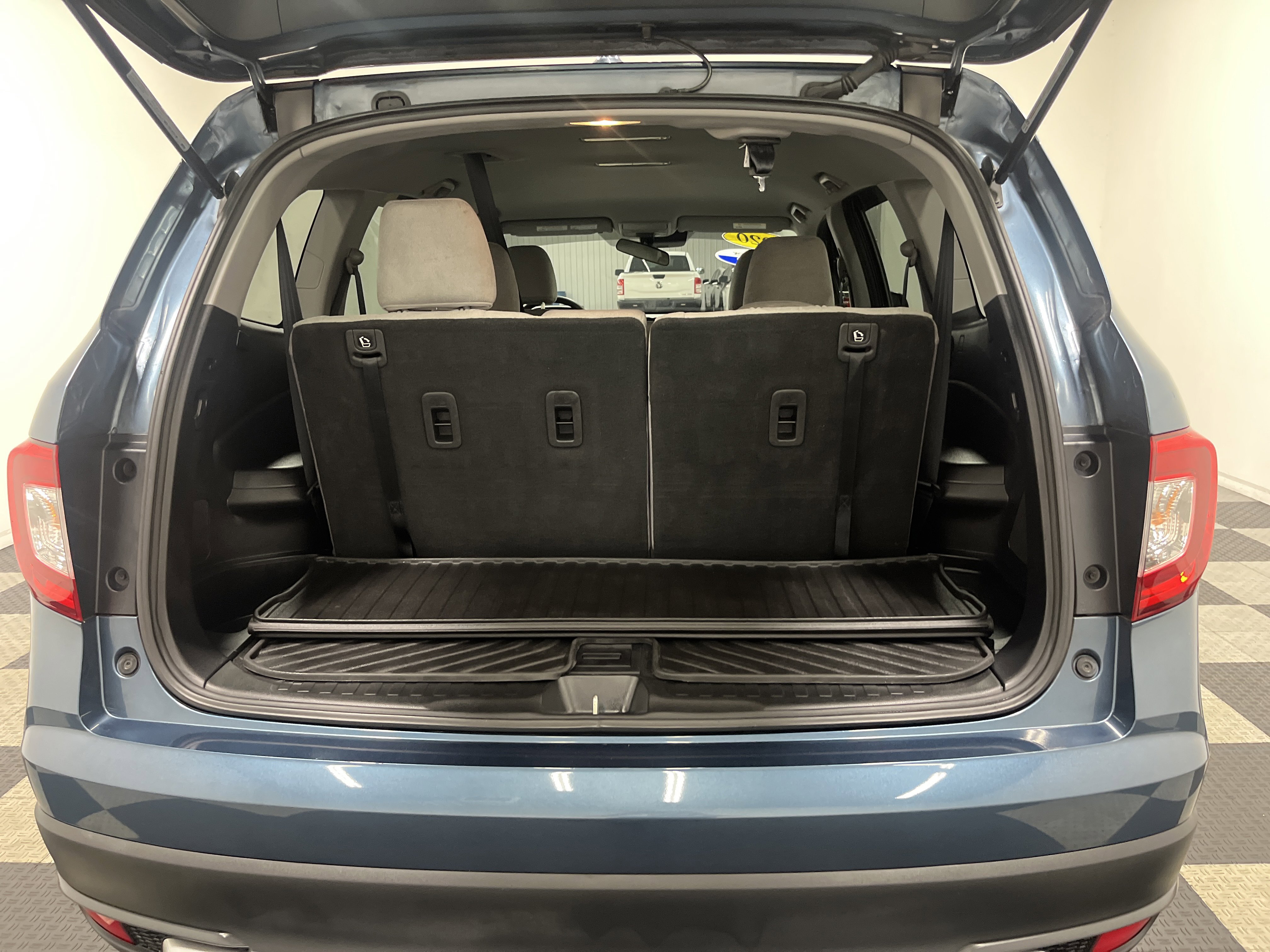 Used 2020 Honda Pilot EX image 18