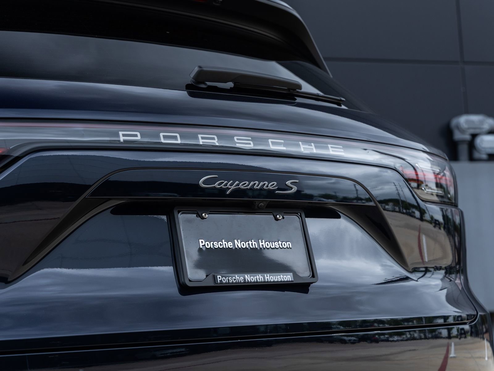 Certified 2023 Porsche Cayenne S Platinum image 15
