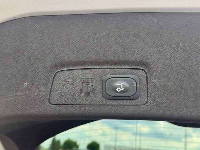 Used 2017 Lincoln MKC Reserve AWD/4WD image 36