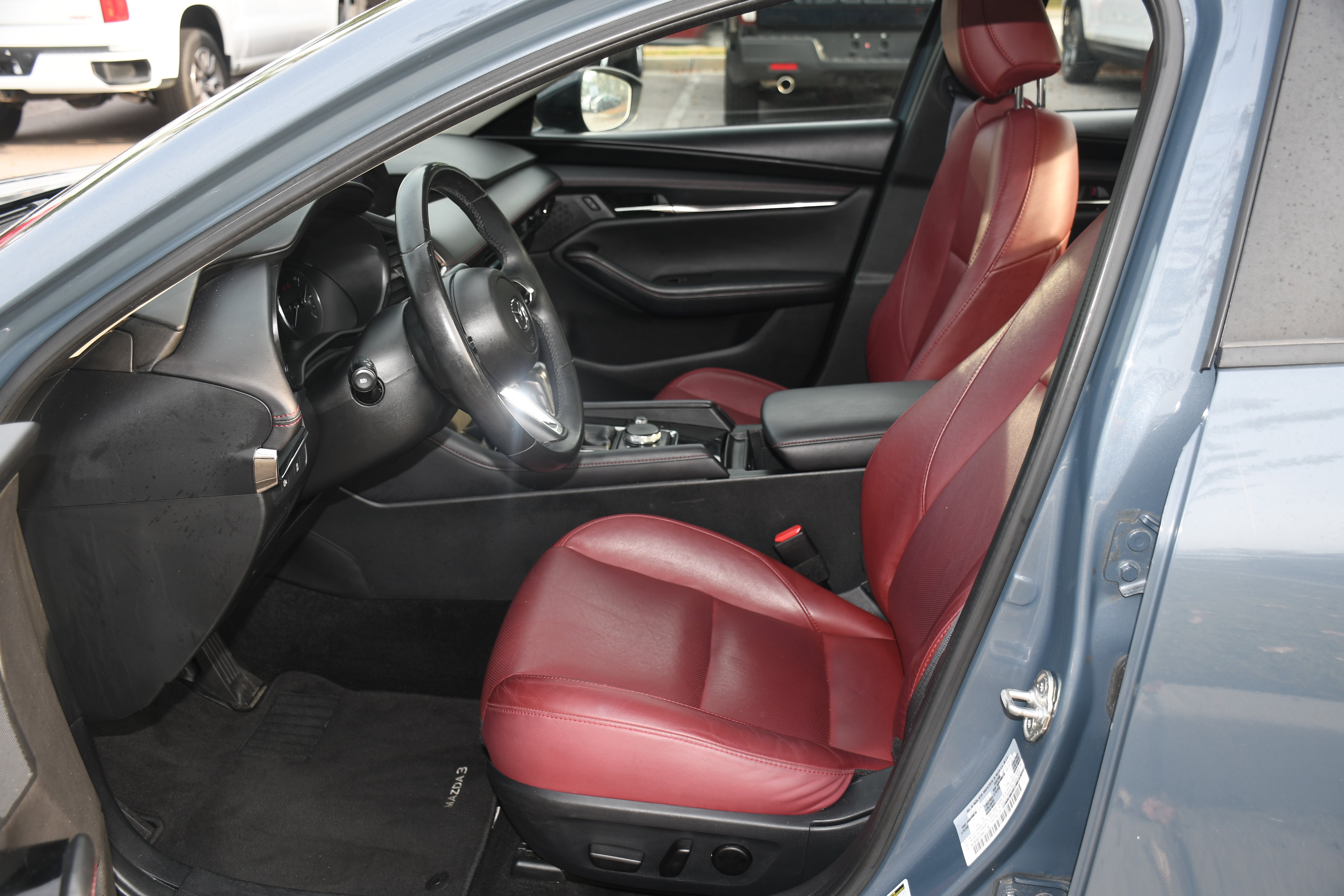 Used 2024 MAZDA MAZDA3 s image 8