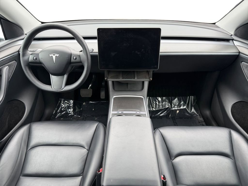 Used 2023 Tesla Model Y Long Range image 10