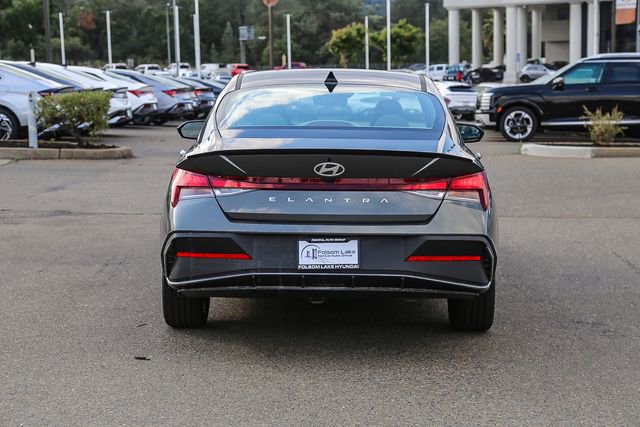 New 2026 Hyundai Elantra Sport FWD image 4