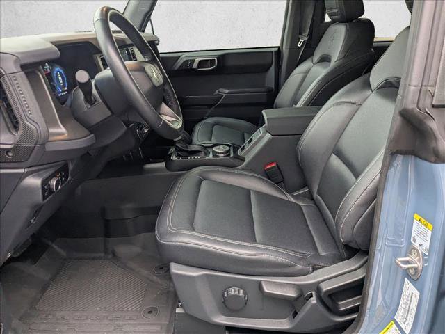 Used 2025 Ford Bronco Badlands AWD/4WD image 14