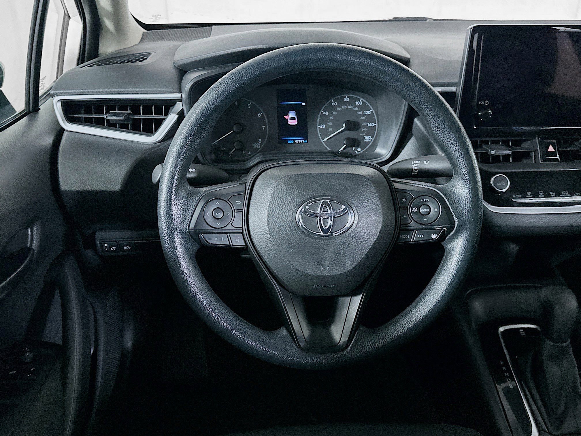 Used 2024 Toyota Corolla LE image 17