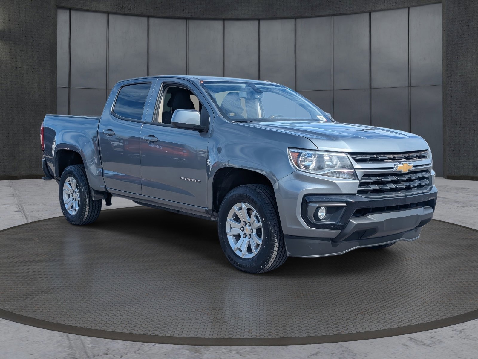 Used 2022 Chevrolet Colorado LT w/ LT Convenience Package image 8