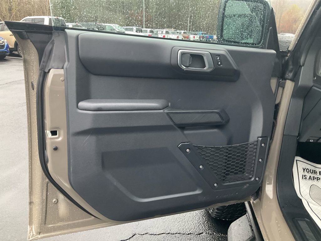 New 2026 Ford Bronco Badlands image 17