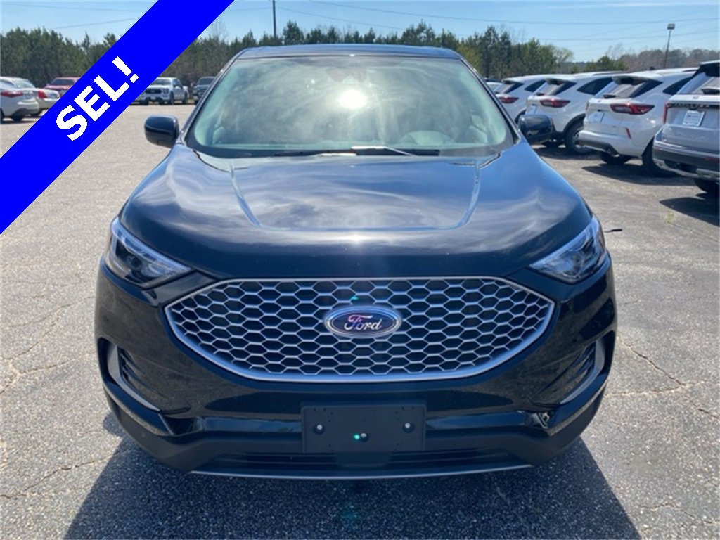 Used 2024 Ford Edge SEL image 6