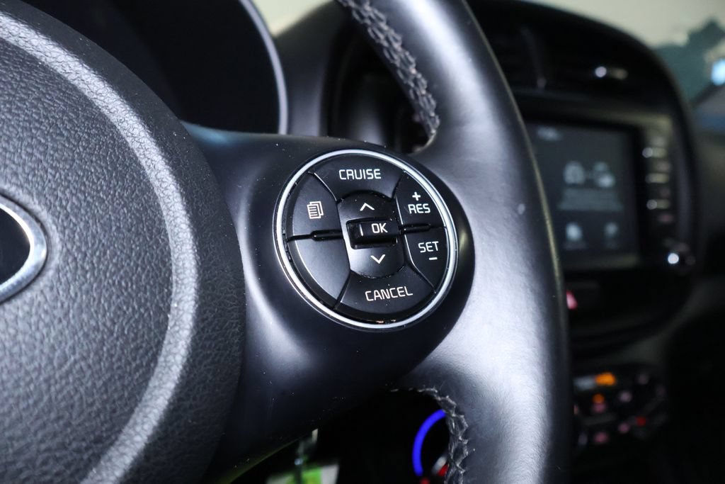 Used 2021 Kia Soul GT-Line FWD image 22