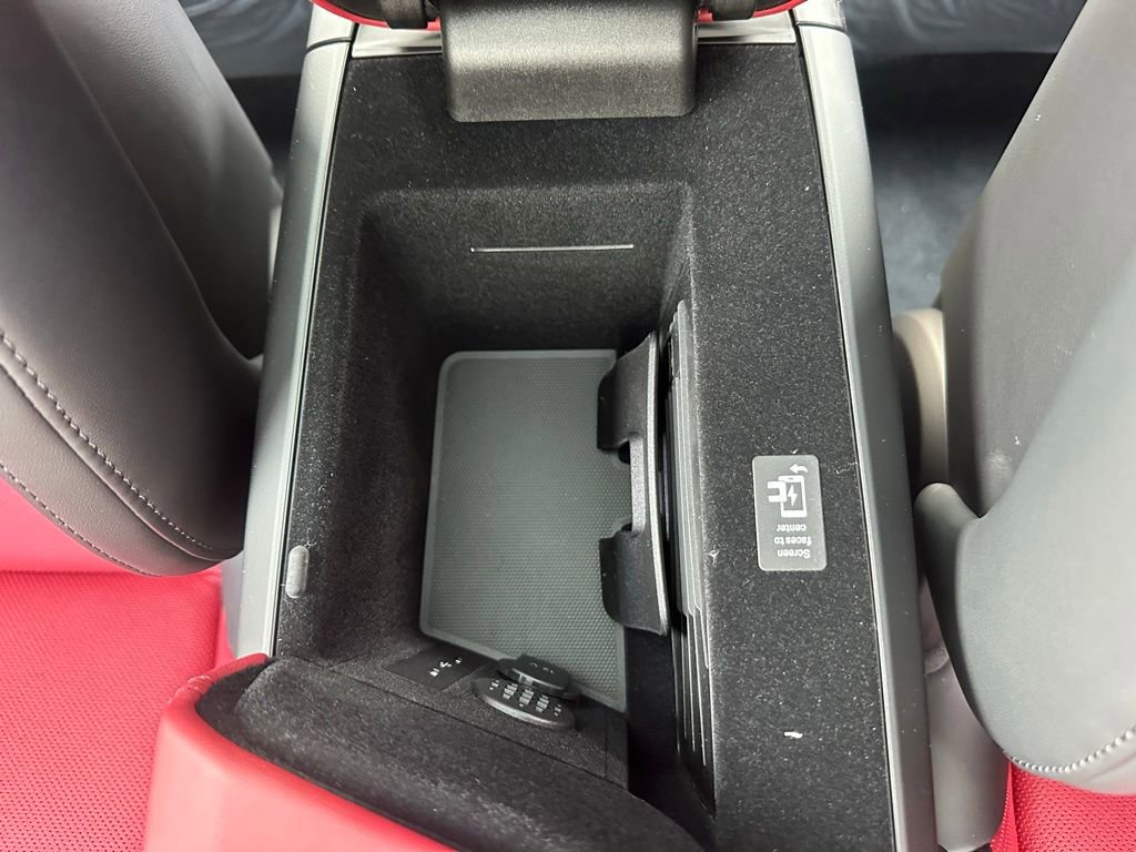 Used 2026 Porsche Taycan GTS image 29