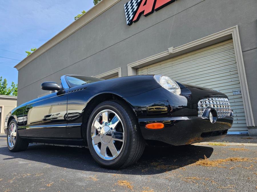 Used 2002 Ford Thunderbird RWD image 3