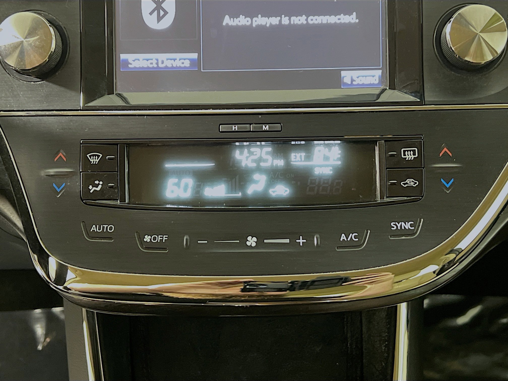 Used 2016 Toyota Avalon XLE image 26