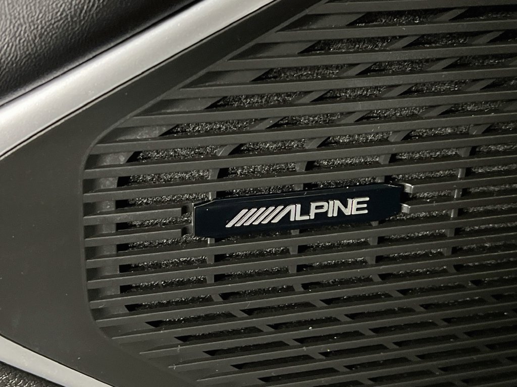 Used 2023 Jeep Wagoneer Series II AWD/4WD image 12
