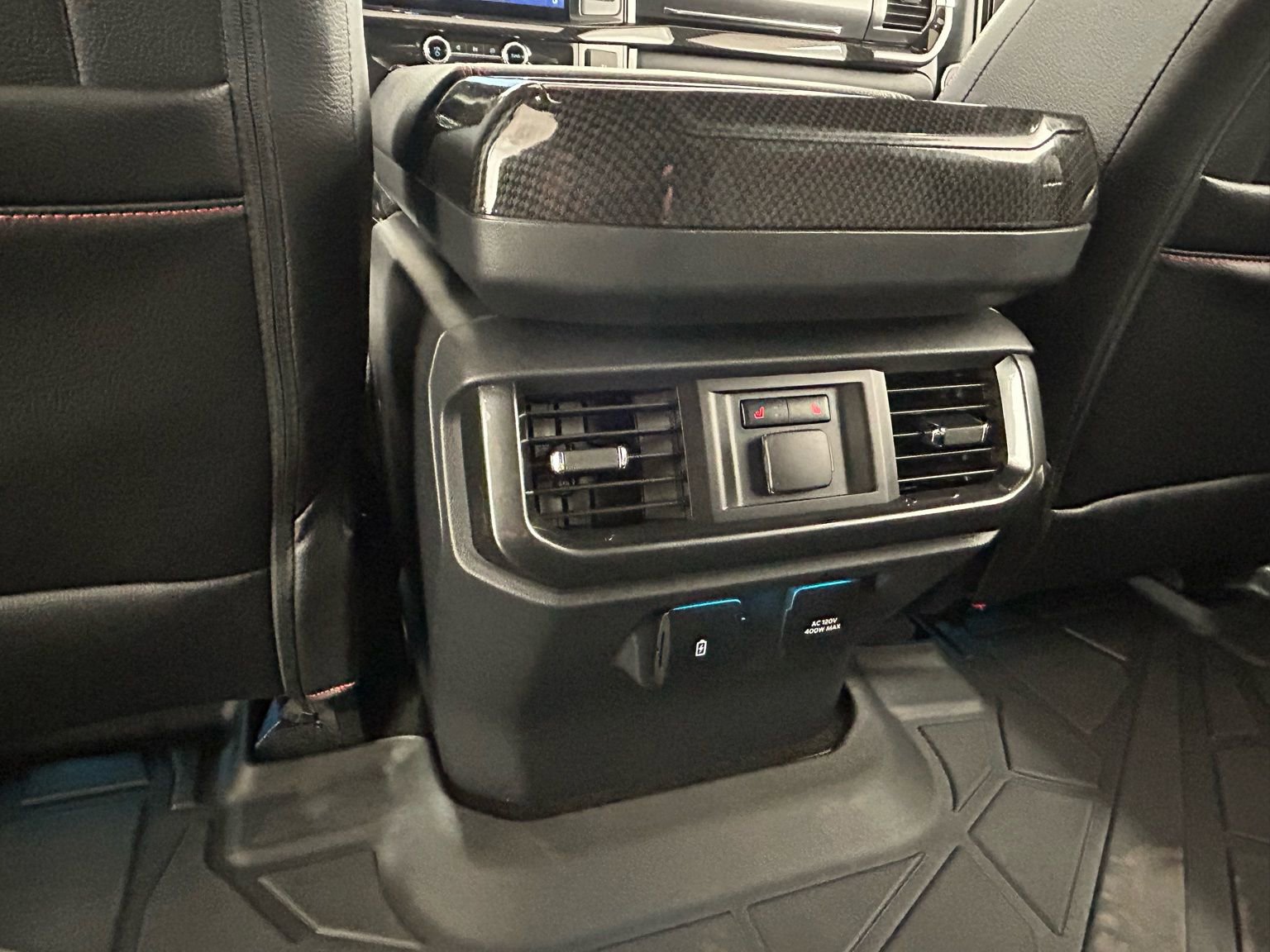 Used 2022 Ford F150 Lariat w/ Equipment Group 502A High image 38