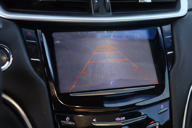 Used 2013 Cadillac XTS Premium FWD image 18