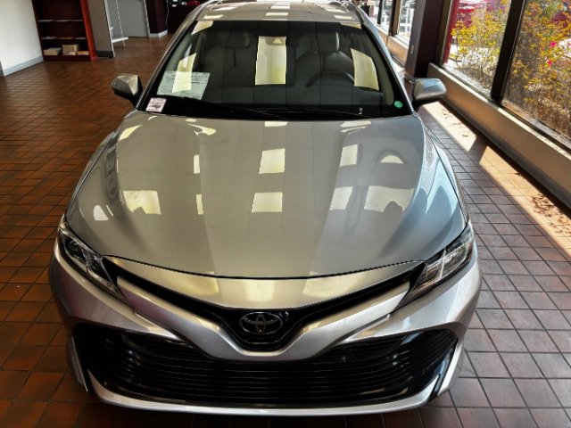 Used 2019 Toyota Camry LE FWD image 6