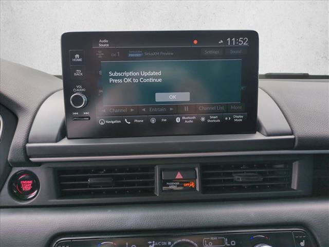 Used 2024 Honda Pilot Touring image 14