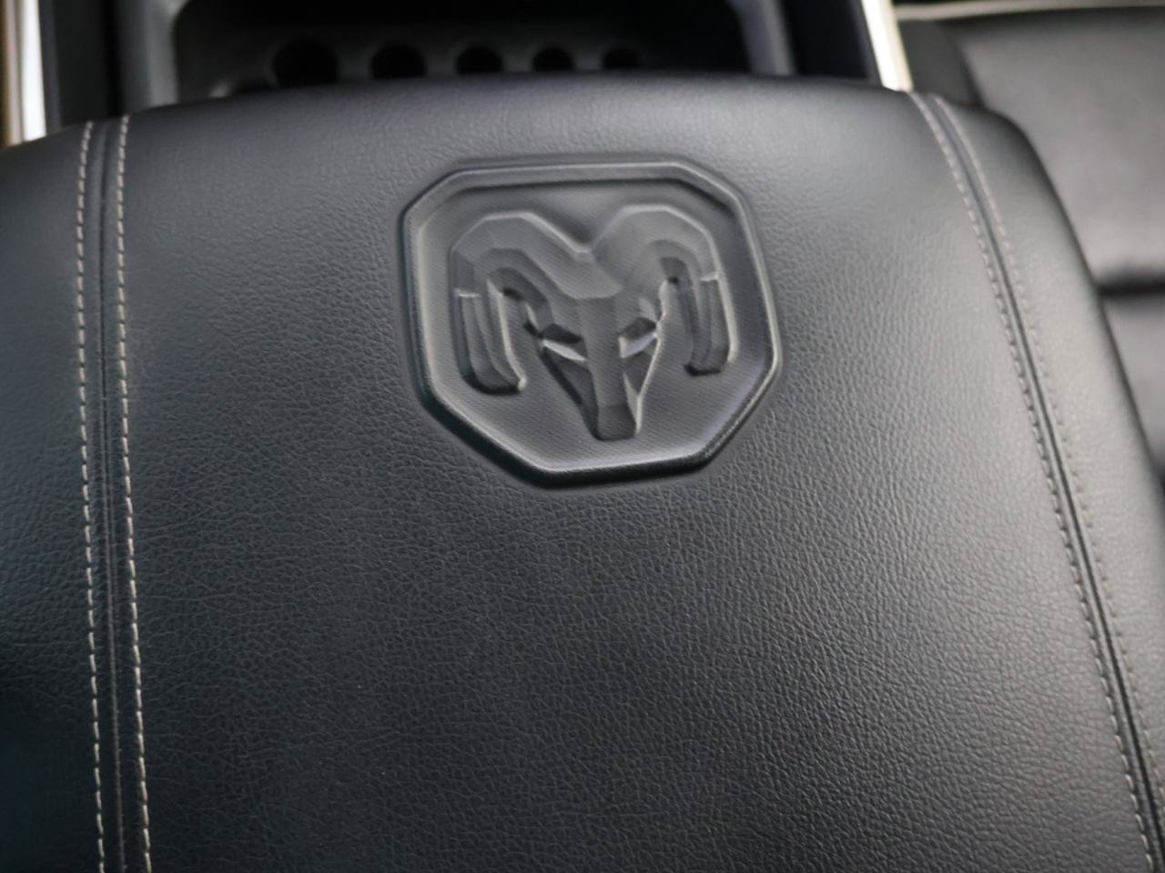 Used 2022 RAM 1500 Laramie AWD/4WD image 35