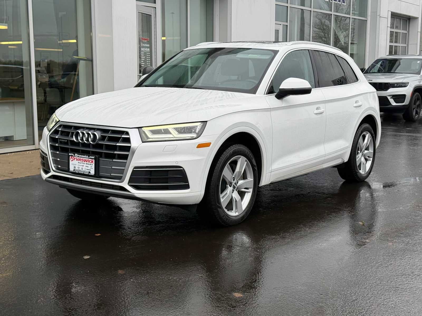 Used 2019 Audi Q5 2.0T Premium Plus w/ Premium Plus Package image 1