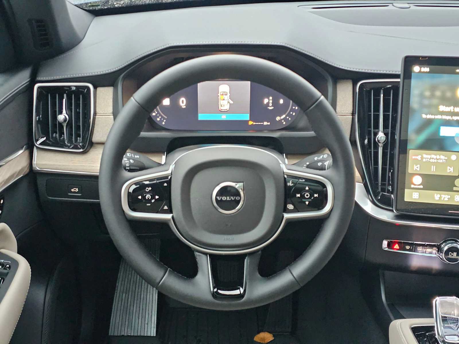 New 2026 Volvo XC90 B6 Plus w/ Protection Package AWD/4WD image 15
