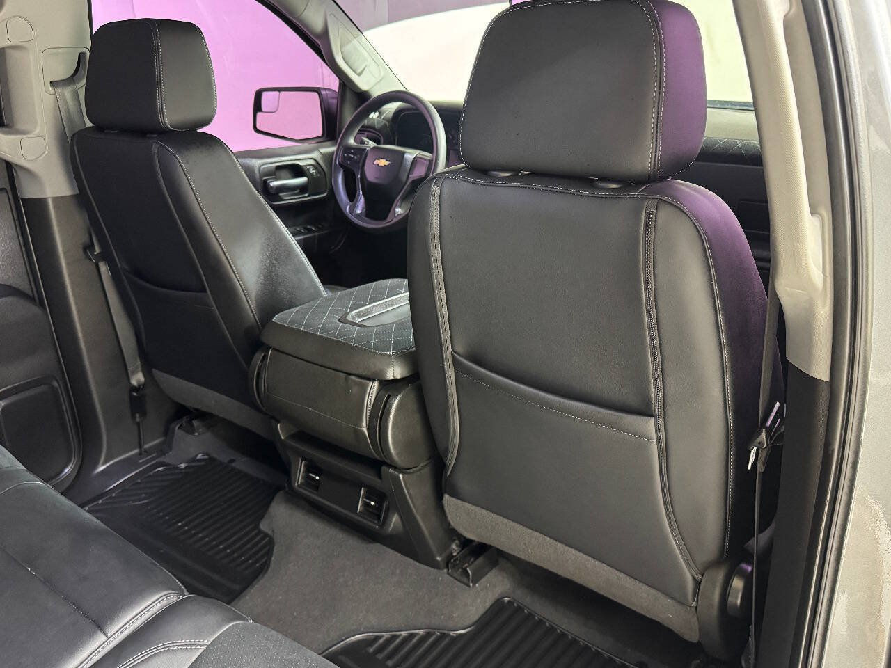 Used 2021 Chevrolet Silverado 1500 Custom w/ LPO, Dark Essentials Package RWD image 34