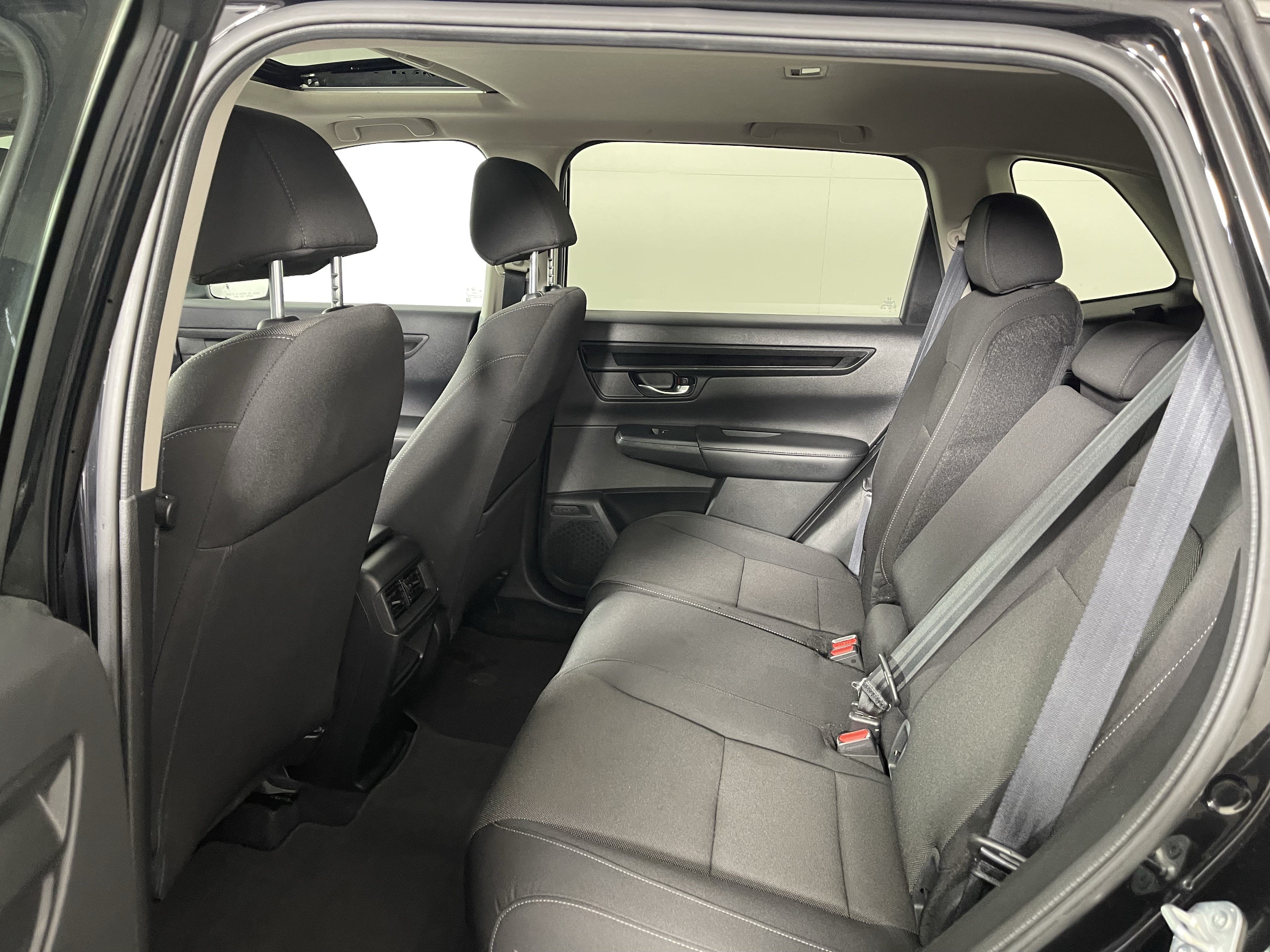 Used 2023 Honda CR-V EX image 13