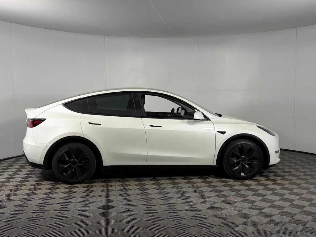 Used 2024 Tesla Model Y Long Range image 5
