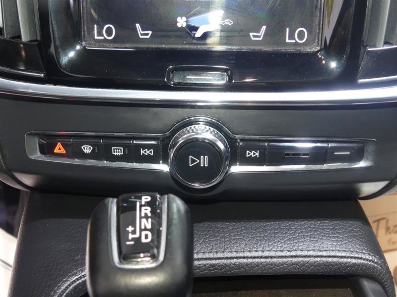 Used 2018 Volvo S90 T5 Momentum w/ Convenience Package AWD/4WD image 38