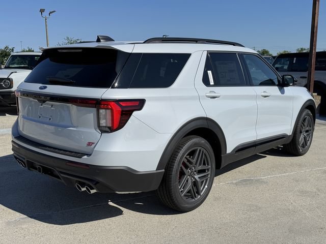 New 2026 Ford Explorer ST w/ Sun And Sound Package AWD/4WD image 3