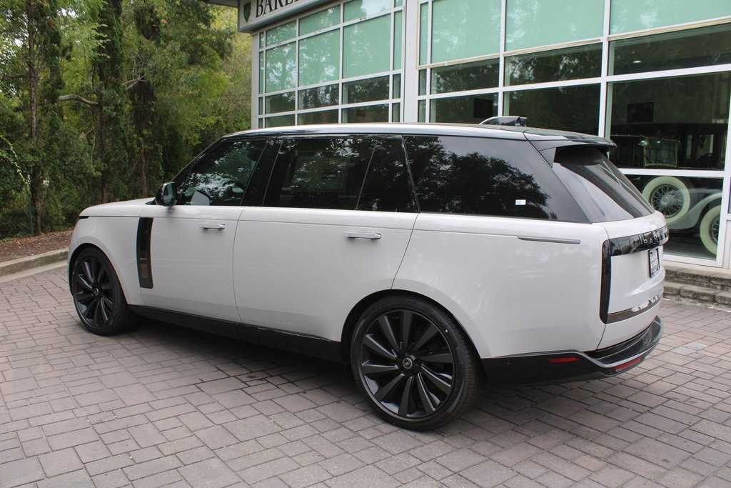 New 2025 Land Rover Range Rover SV image 15