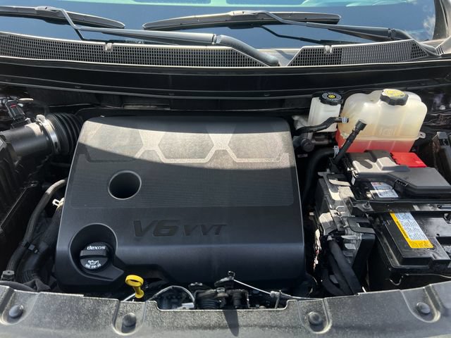 Used 2023 Chevrolet Traverse LT AWD/4WD image 34