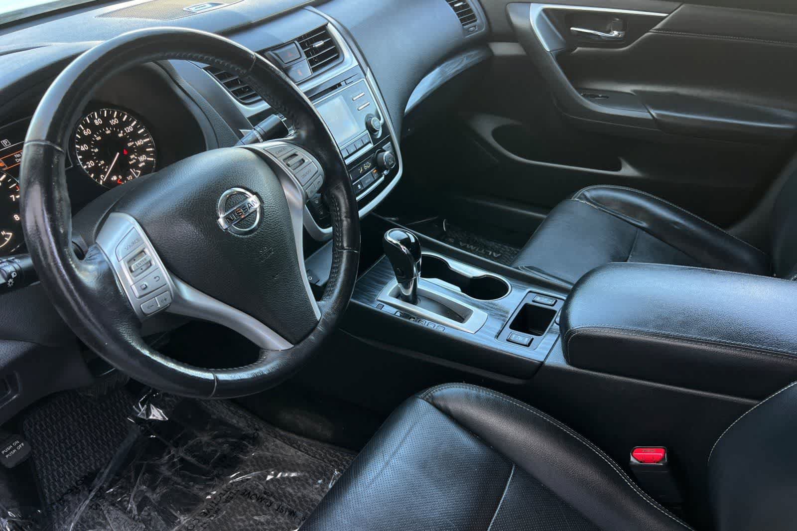 Used 2018 Nissan Altima 2.5 SL FWD image 12