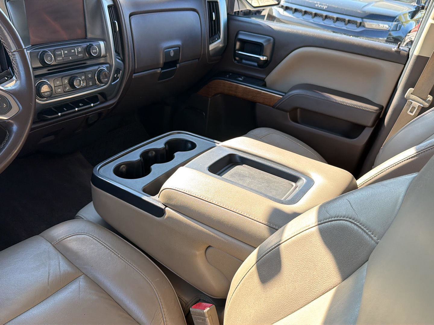 Used 2014 Chevrolet Silverado 1500 LTZ AWD/4WD image 21