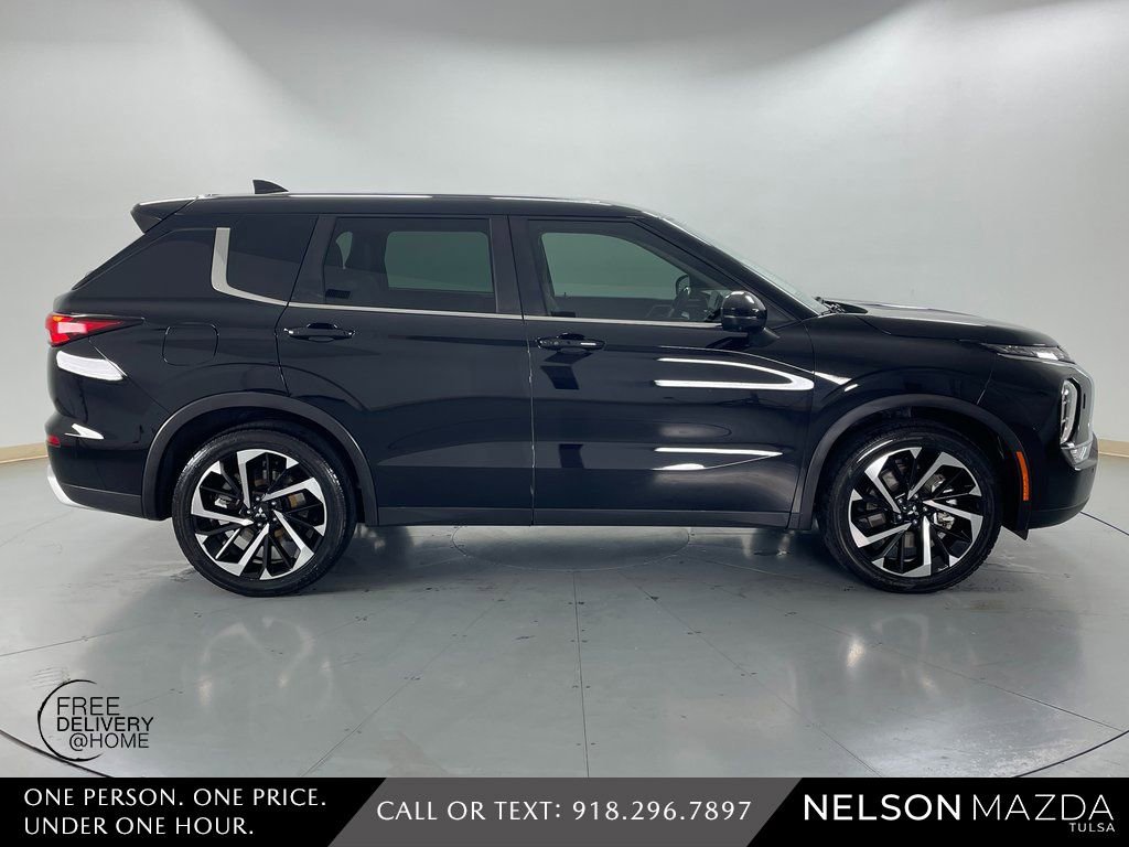 Used 2022 Mitsubishi Outlander SE image 5