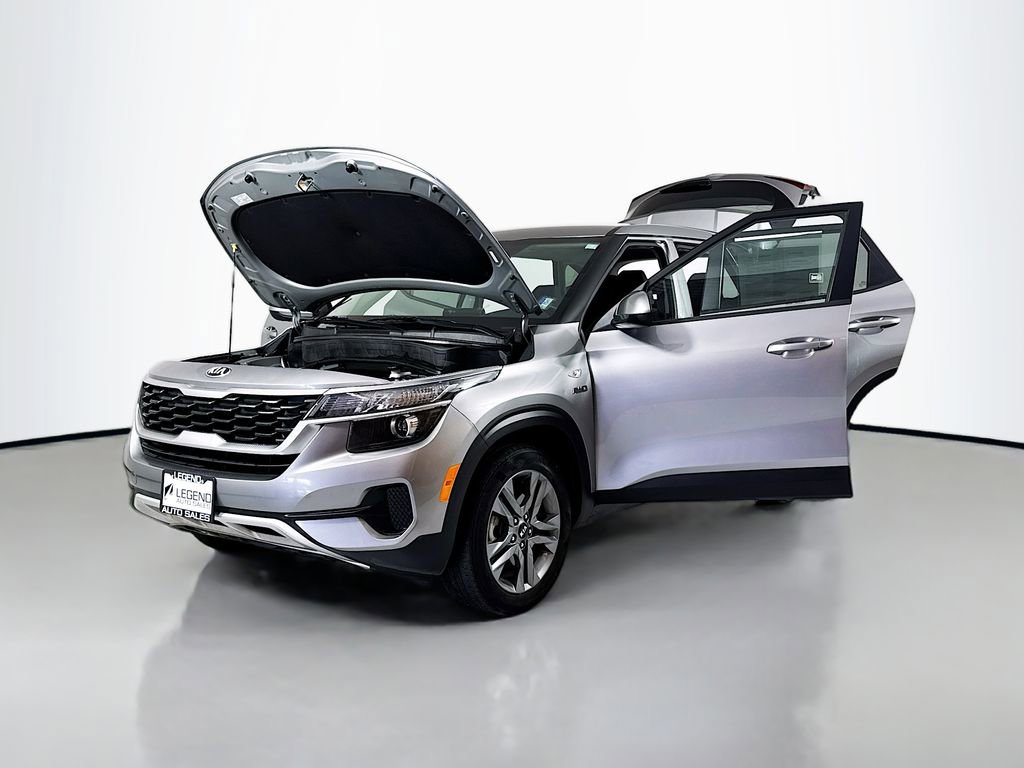 Used 2021 Kia Seltos LX AWD/4WD image 13