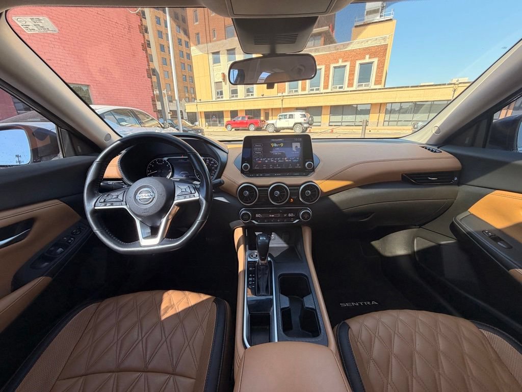 Used 2021 Nissan Sentra SV w/ SV Premium Package FWD image 19