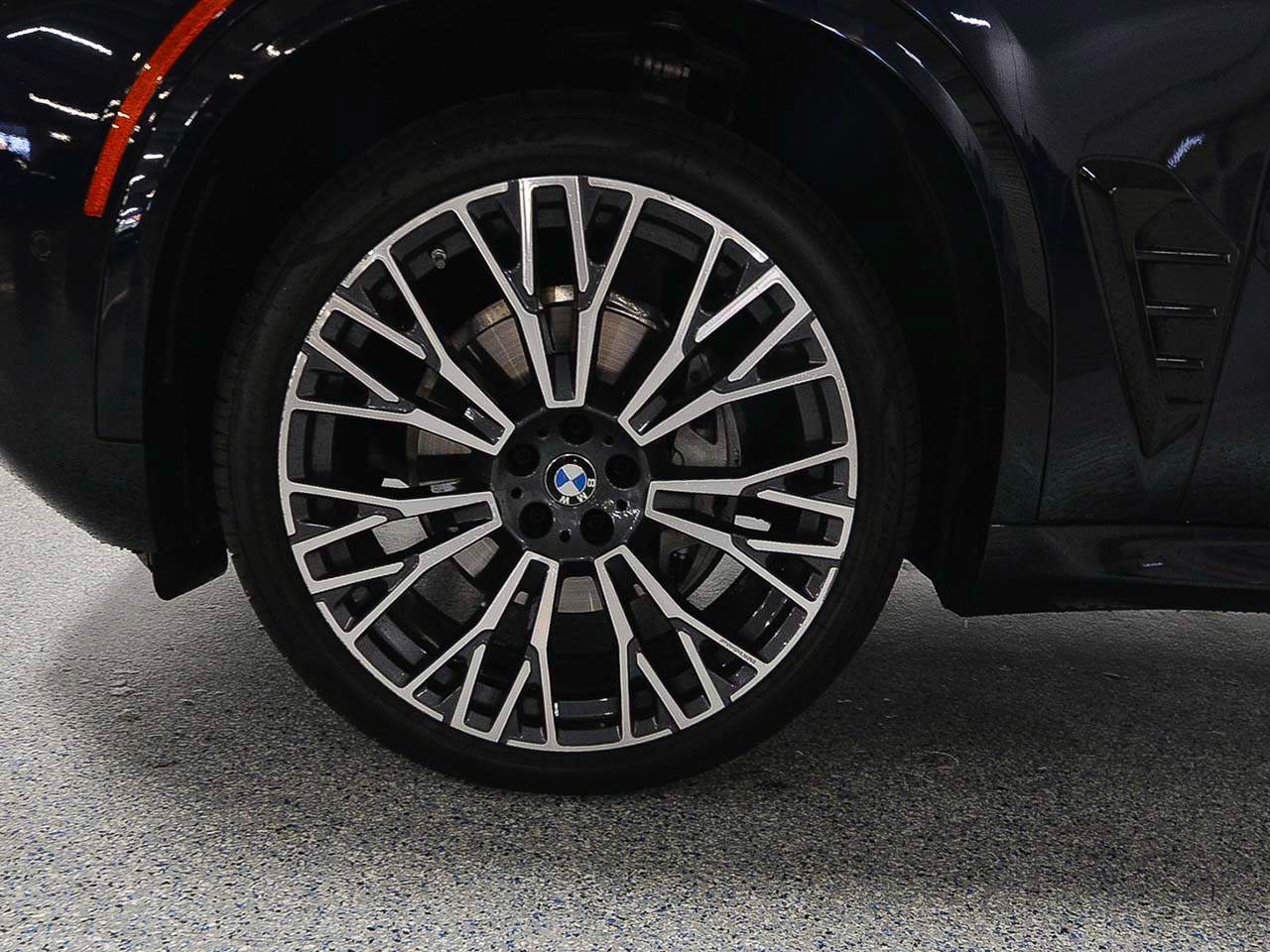 Used 2026 BMW X5 xDrive40i AWD/4WD image 5