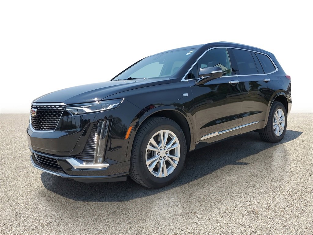 Certified 2023 Cadillac XT6 Luxury image 2